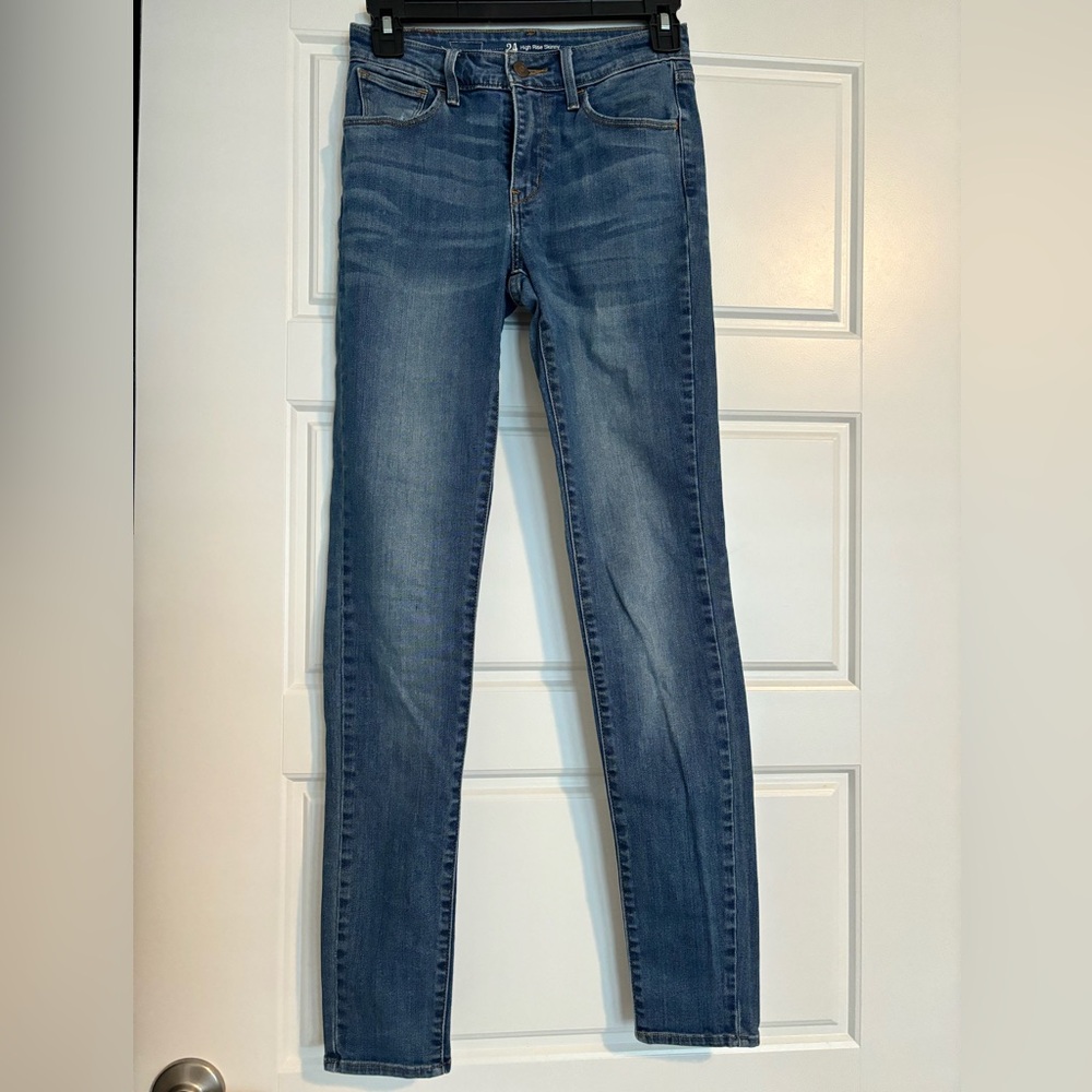 Levi’s High Rise Skinny Jeans Size 24